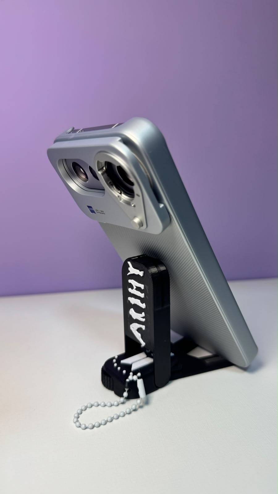 Chaveiro BTS + Suporte de Celular Preto com Branco